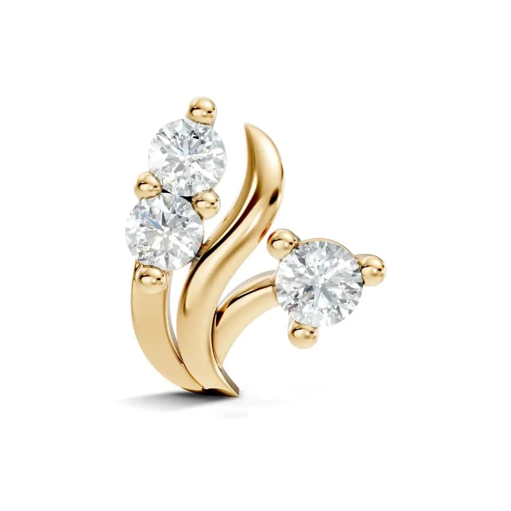 silver Aura Shine Nose Pin